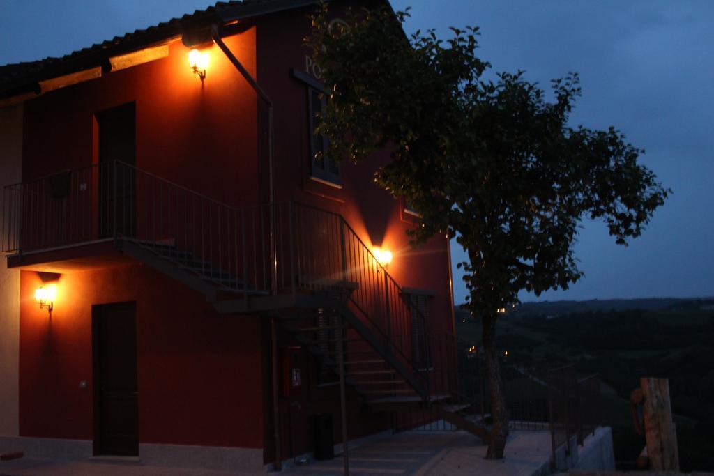 Poggio Dei Farinetti Bed & Breakfast Diano d'Alba Exterior photo